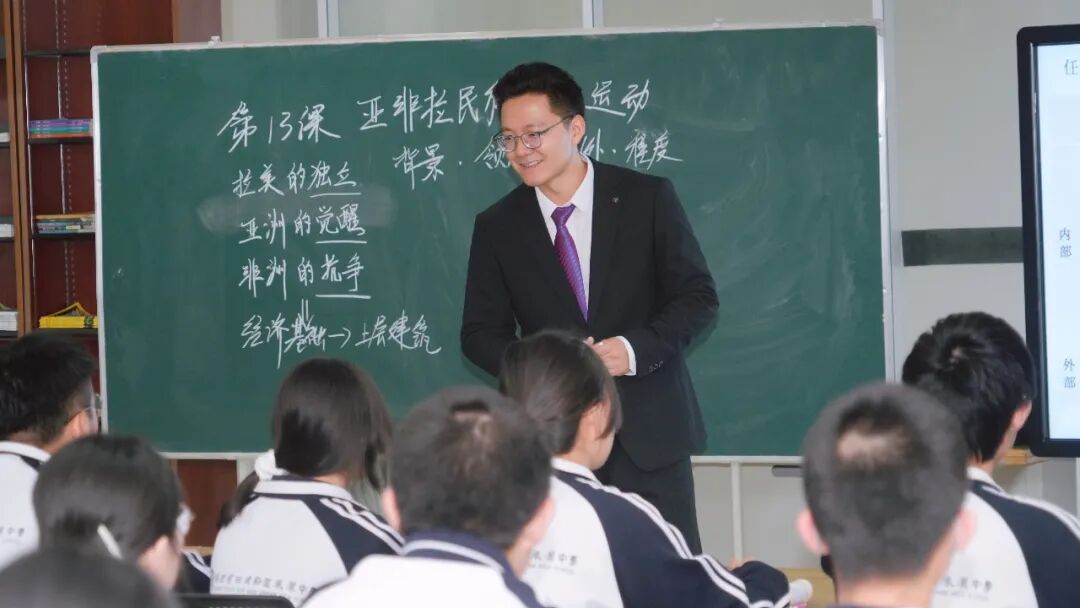 郝鸿杰.jpg