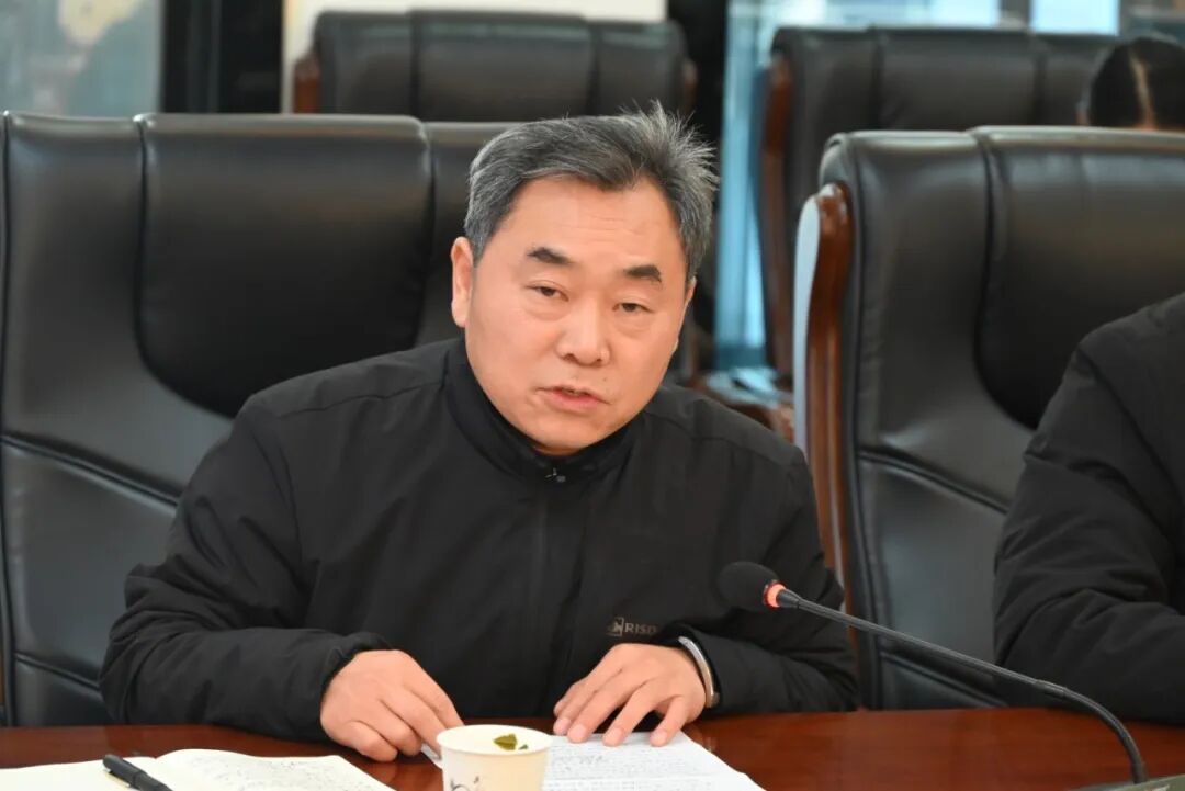 李校长讲话.JPG