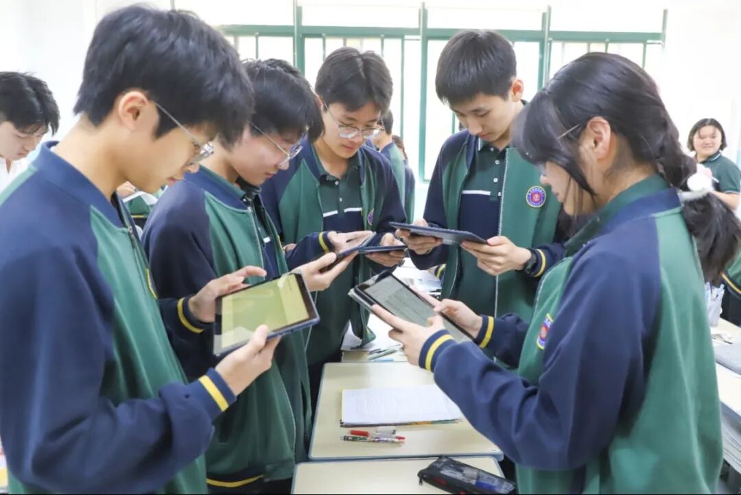 董事长.png