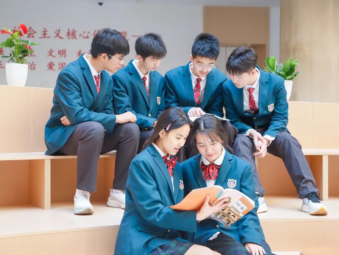 校本课程1.jpg