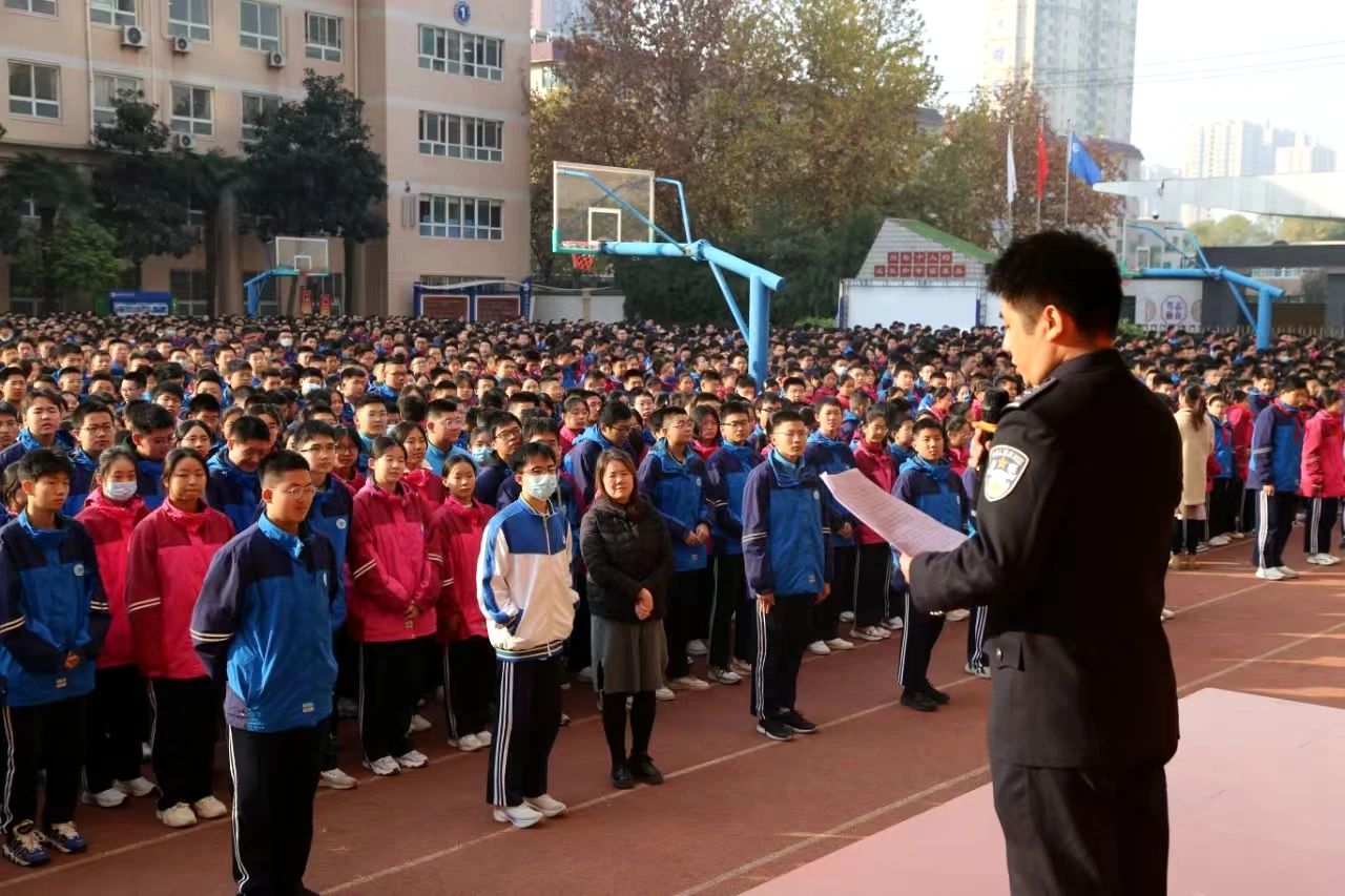 125.jpg