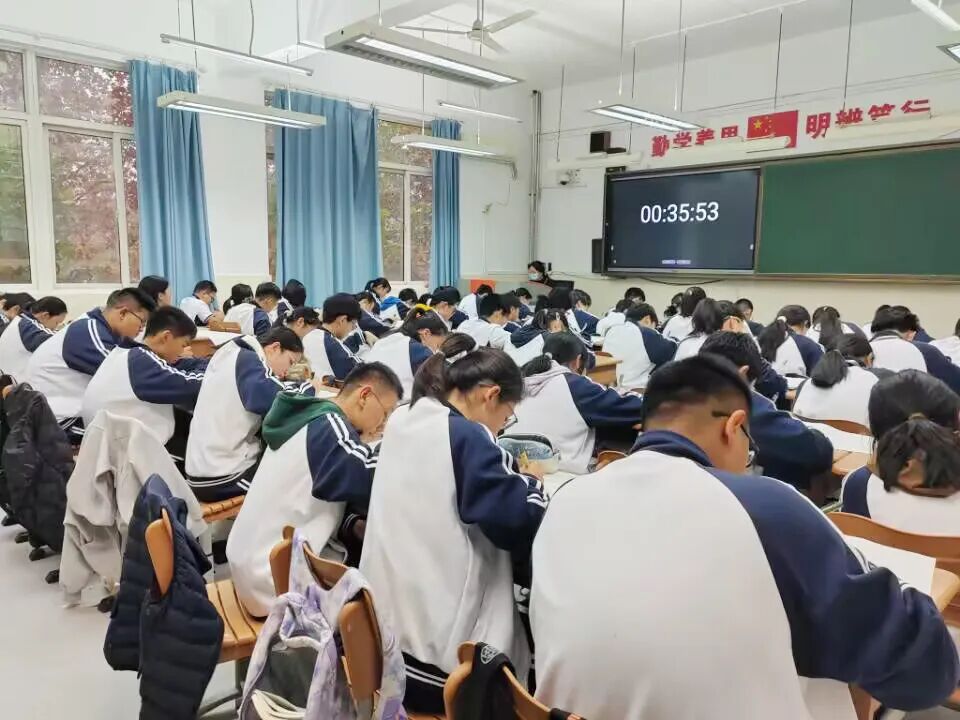 掀起计算风暴，见证思维绽放！西安高新第三中学七年级数学计算题大赛圆满落幕！