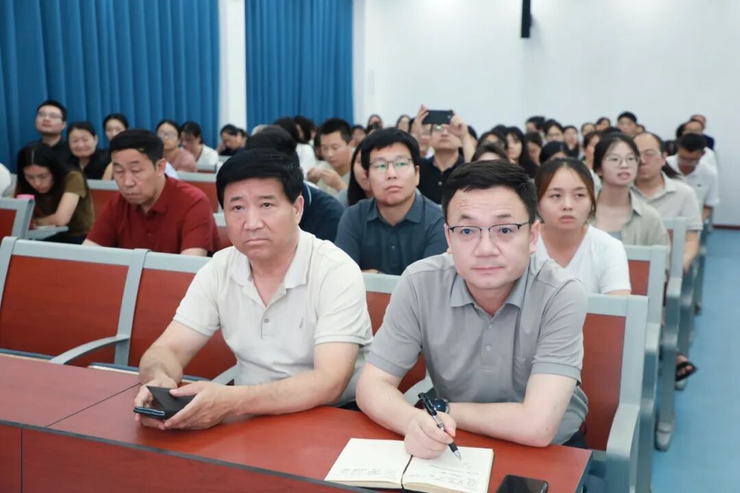 凝心聚力笃行实干 深耕提质续写新篇丨西安思源中学2025—2026学年第二学期期末总结暨表彰大会