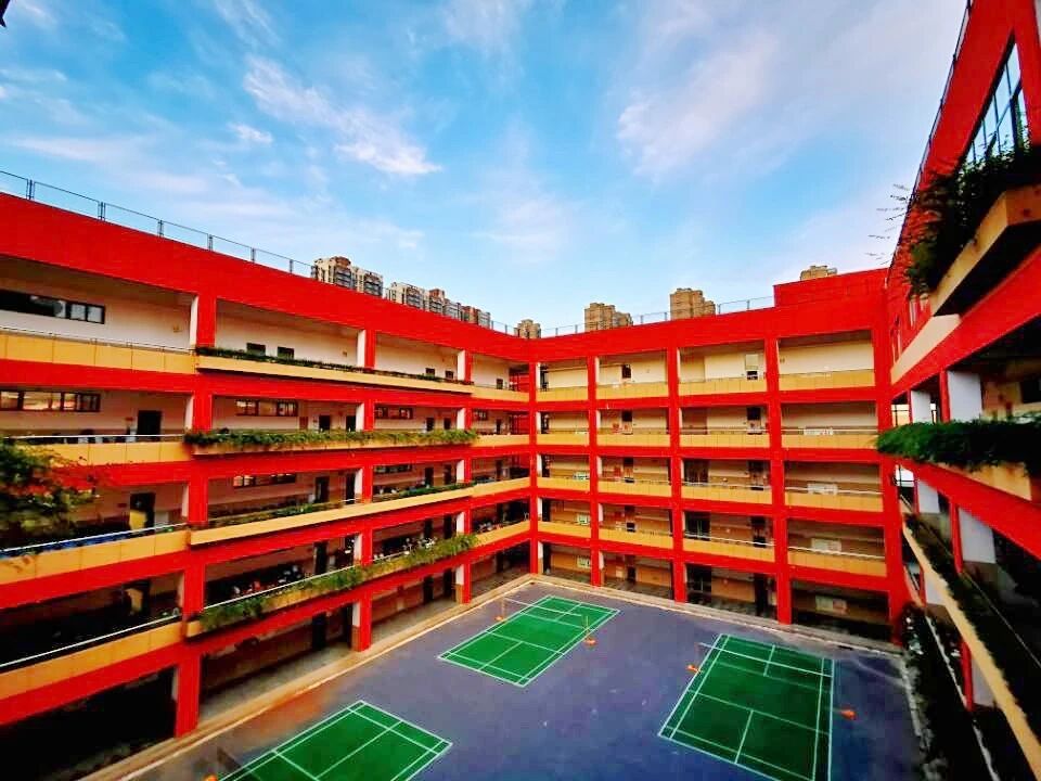西安高新第三中学是 